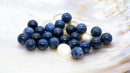 デュモルチェライト　８mmサイズ