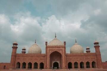 Majestic Facade of Badshahi Mosque
