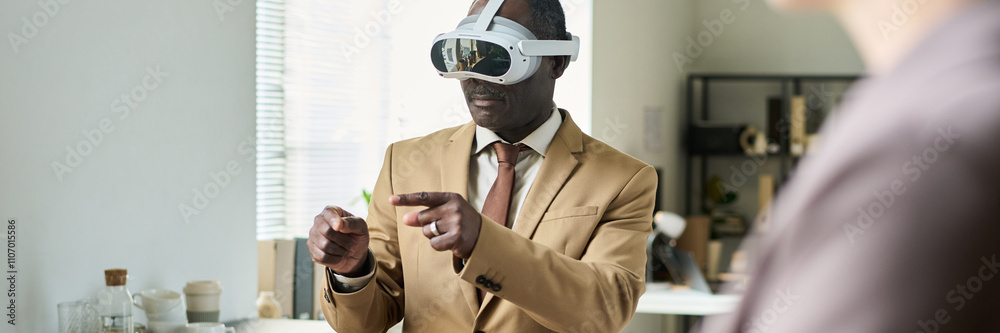 Aufkleber banner of senior male professional in vr headset pointing at interactive board while making or prepa