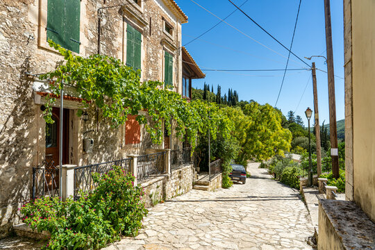 Das Bergdorf Loucha auf Zakynthos