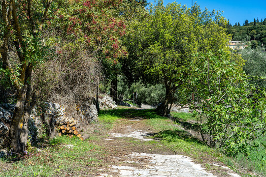 Das Bergdorf Loucha auf Zakynthos