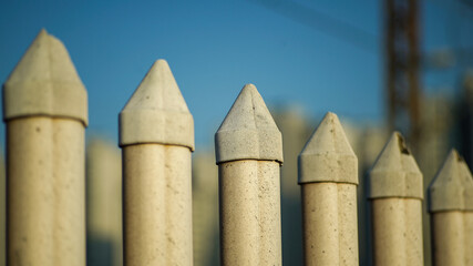 Top part of an old and cracked fence