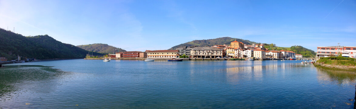 orio pueblo puerto pesquero pa&iacute;s vasco panoramica orio-as24