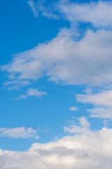 Obraz premium 秋雨の午後の曇り空と青空12