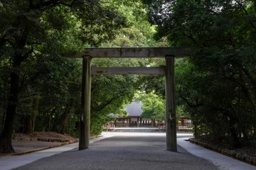 Selbstklebende Fototapeten 熱田神宮の鳥居 © yu_photo