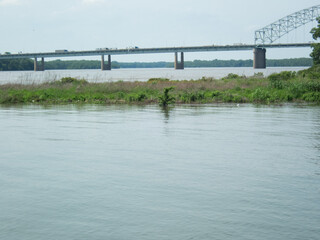 Obraz premium Bridge over the Mississippi River