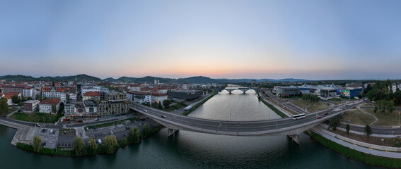 Obraz premium Aerial view of Maribor with Drava River and historic architecture, Slovenia