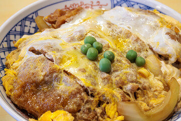 かつ丼