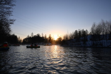 Obraz premium sunset over the river
