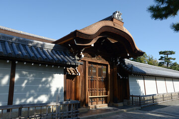妙心寺　玉鳳院の唐門　京都市右京区花園