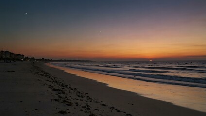 Obraz premium Sunset stroll along the beach with a crescent moon.