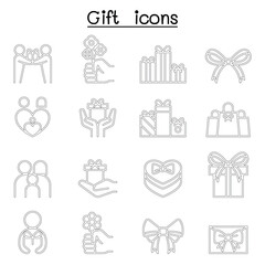 Naklejka premium Gift icon set in thin line style