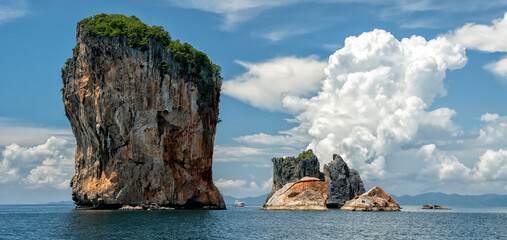 Summer holiday Thailand, Krabi. Beaches on the islands of the National Park Krabi, Thailand  © Alvov