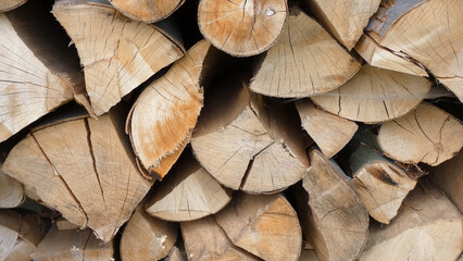 Naklejka premium Firewood logs chopped logs for heating close-up Pile of logs Cut timber