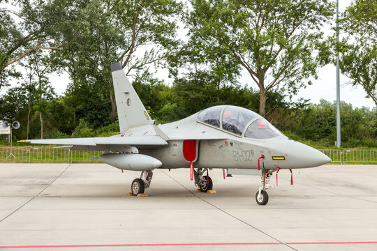 Alenia Aermacchi M-346 (T-346A) Master trainer jet 