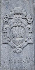 Escudo de la escalera de la catedral de San Andrés en Amalfi (siglo IX)