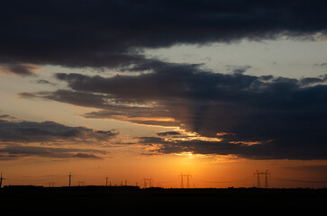 Obraz premium cloudy sunset