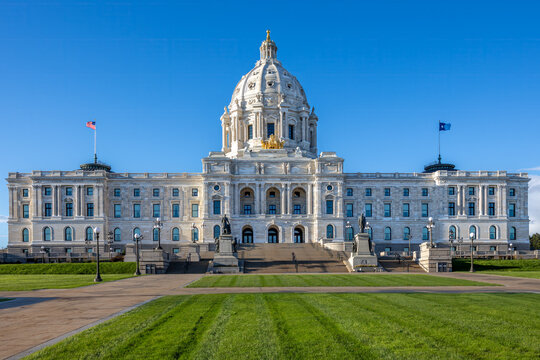 Minnesota State Capitol Building &ndash; An Iconic Neoclassical Government Landmark in Saint Paul, Minnesota