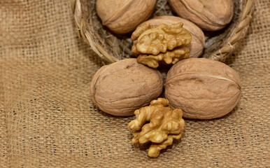 photos of walnuts with a natural shell