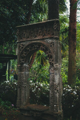 Obraz premium arch in the park