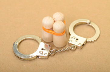 The Role of Handcuffs in Crime Prevention and the Detainee Experience in Justice Systems