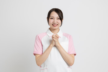 日本人の介護士