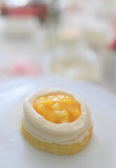 Bento cake with fruit filling