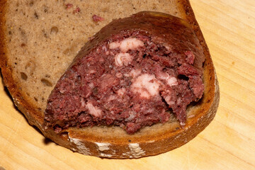 Blutwurst auf Brot