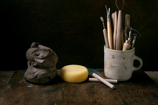 Set of pottery tools