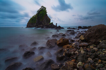 Obraz premium Sunset at Karang Agung Beach