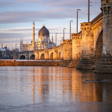 Historic Yenidze building and Carola Bridge (Carolabr&uuml;cke), Dresden, Saxony