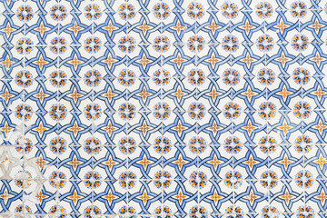 Grafische Muster mit Fliesen