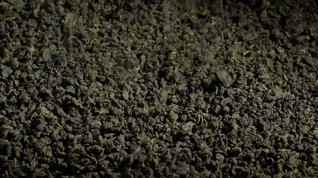 Pour dried tea leaves. Milk oolong. 
