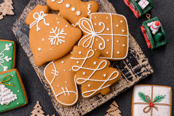 Delicious sweet gingerbread, madeleine biscuits and other elements of Christmas decorations