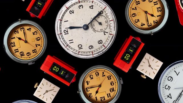 Vintage clocks pattern 