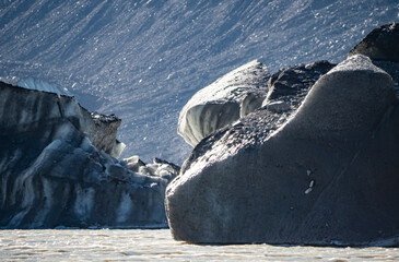 Mt Cook national park in new zealand mountain lake mirror reflection snowy peaks glacier ice icebergs in water 