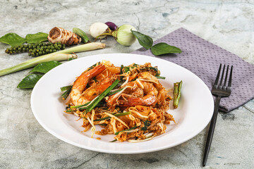 Pad Thai - noodle with prawn