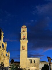 Fototapeta premium clock tower in the city