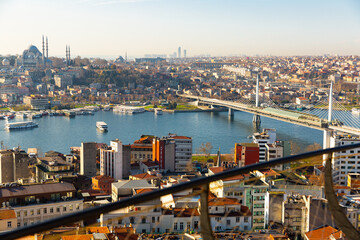 Fototapeta premium Aerial view of Istanbul historic centre and Golden Horn from Galata tower