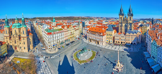 Fototapeta premium Old town Square panorama with St Nicholas and Tyn Churches, Prague, Czechia