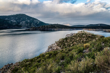The Atazar reservoir, Head Cliff and Sierra Cabrera