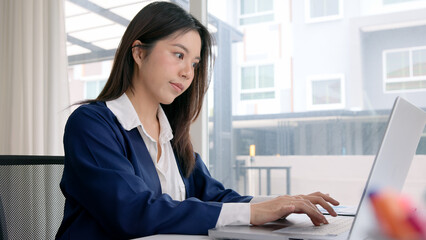 Asia woman expert people AI deep tech talent working on project predict sales insight SEO graph chart plan visual big data science report center BI smart tools screen. Office worker asian analyst job.