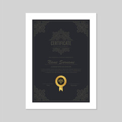Classic certificate of achievement award template
