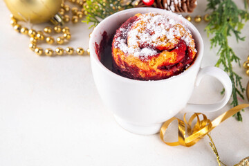 Christmas candy cane striped red and white mugcake