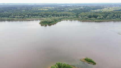 Obraz premium Serene lake with small boats