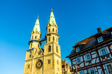 Obraz premium Eine kleine Wanderung auf dem Wanderweg Extratour rund um die südthüringische Kleinstadt Meiningen - Thüringen - Deutschland