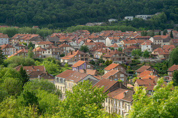 Fototapeta premium Vue générale de la petite ville de Joeuf en Meurthe et Moselle, ancien haut lieu de la sidérurgie connu pour ses forges. 