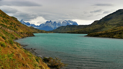 Fototapeta premium Beautiful lake and mountains in the background in Patagonia, southern Chile