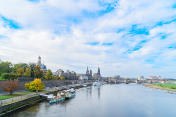 Obraz premium Garden on embankment of Dresden and river Elbe, Germany, retro toned