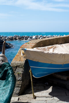 Manarola, Cinque Terre boat by the harbour
